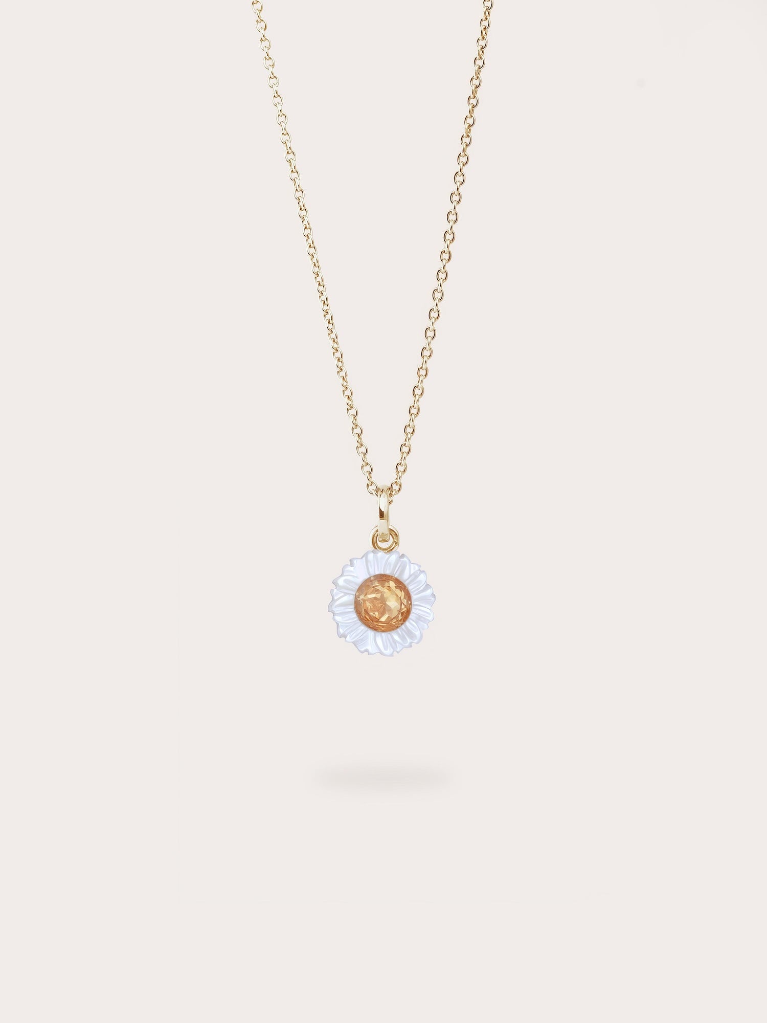 Carved Daisy Necklace in 18k Gold Vermeil from Mondays Made
