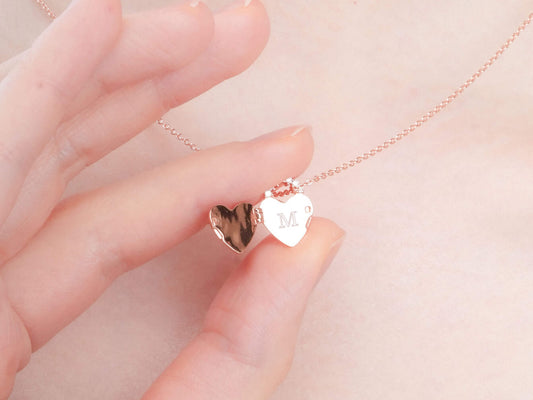 10 Unique Jewelry Gifts for Her