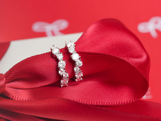 Top 10 Christmas Jewelry Gifts From Mondays Made