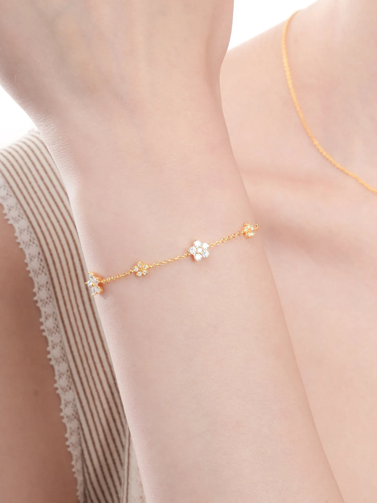 Bloom On Charm Bracelet - Reversible