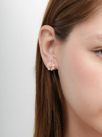 Carved Cosmos Stud Earrings 18K Gold (2) – Mondays Made Flower & Birthstone Jewelry Singapore
