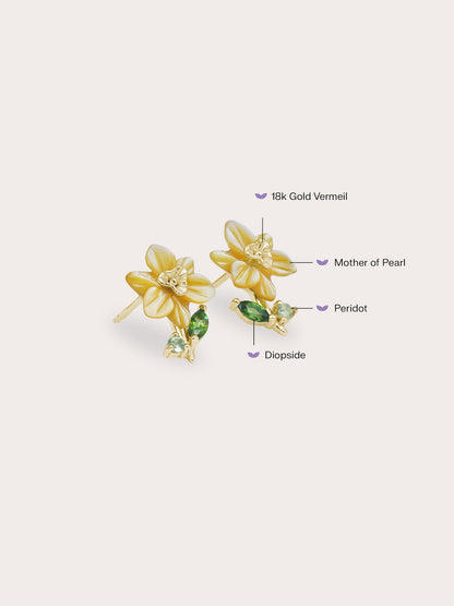 Carved Daffodil Stud Earrings 18K Gold (1) – Mondays Made Flower & Birthstone Jewelry Singapore
