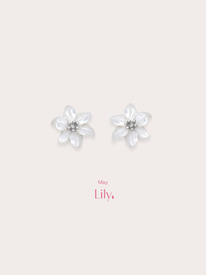 Carved Lily Stud Earrings S925 Silver Rhodium (5) – Mondays Made Flower & Birthstone Jewelry Singapore