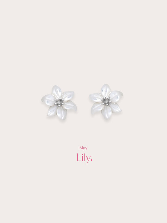 Carved Lily Stud Earrings S925 Silver Rhodium (5) – Mondays Made Flower & Birthstone Jewelry Singapore