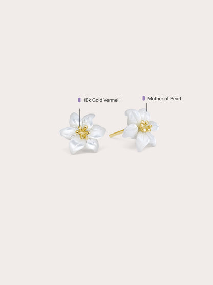 Carved Lily Stud Earrings 18K Gold (1) – Mondays Made Flower & Birthstone Jewelry Singapore