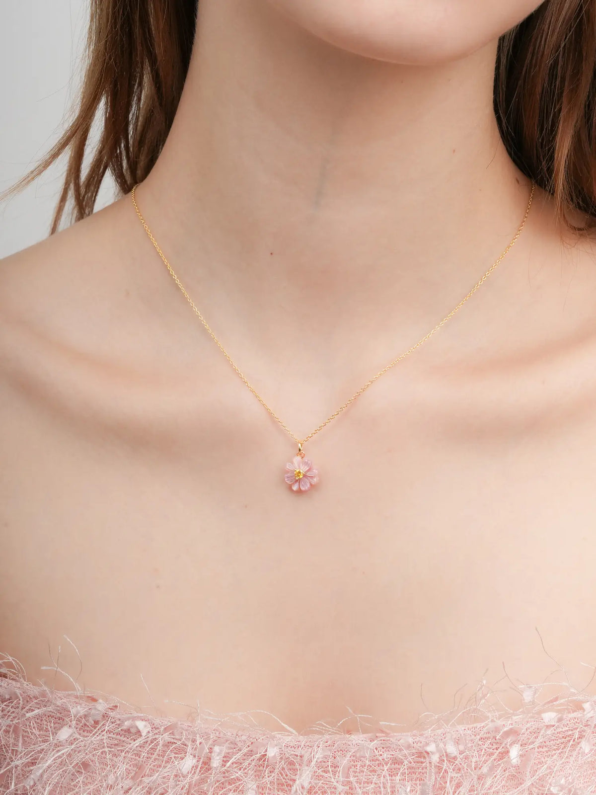 Carved Cosmos Necklace 18K Gold (4) – Mondays Made Flower & Birthstone Jewelry Singapore