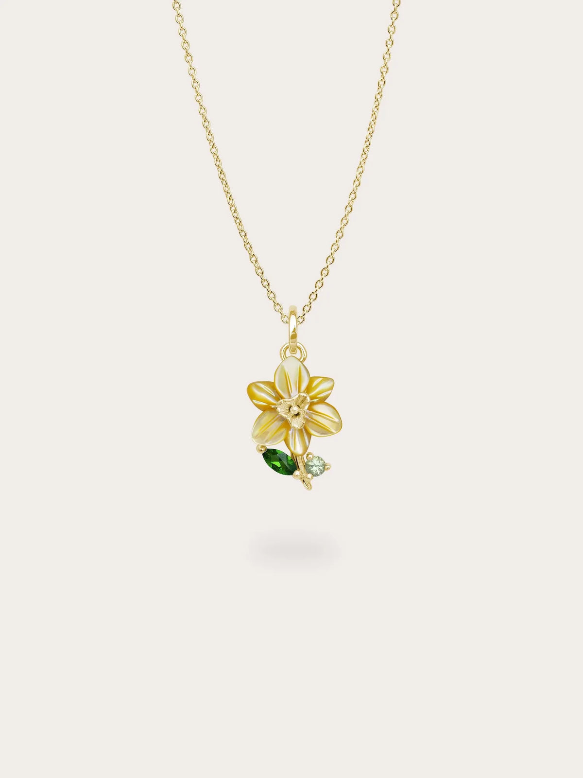 Carved Daffodil Necklace and Earrings Set