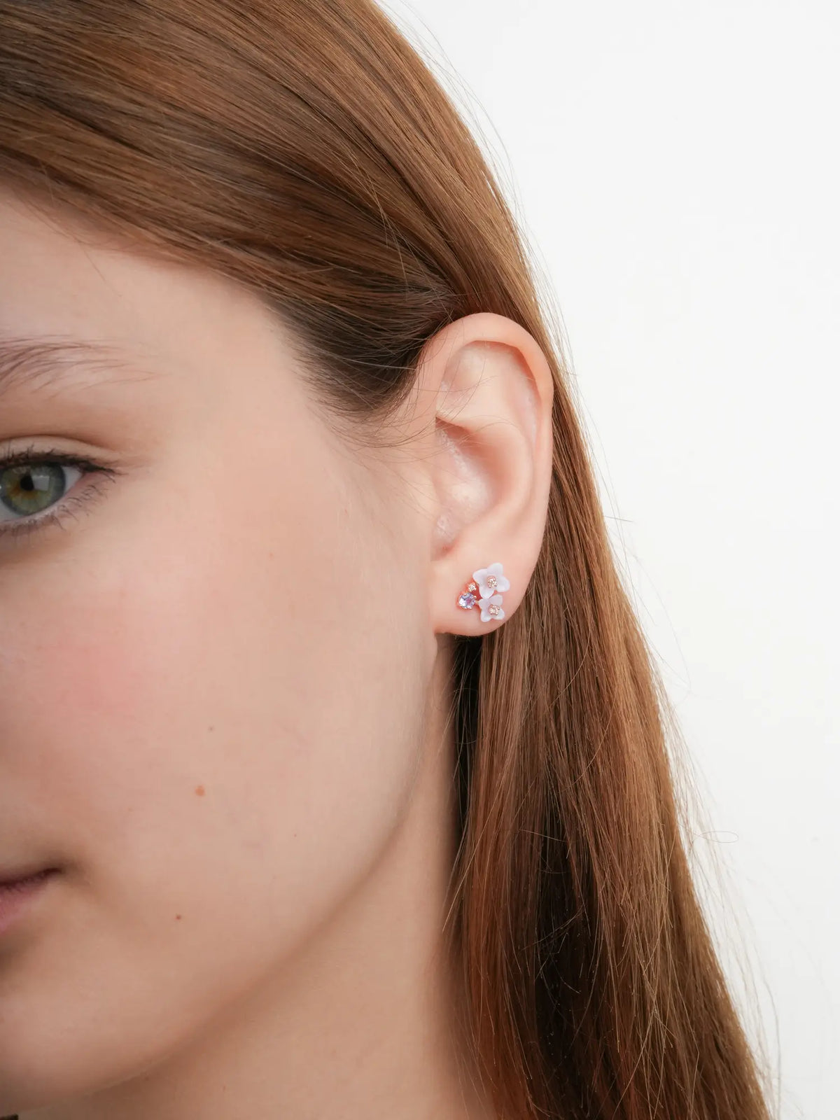 Carved Hydrangea Stud Earrings 18K Rose Gold (1) – Mondays Made Flower & Birthstone Jewelry Singapore