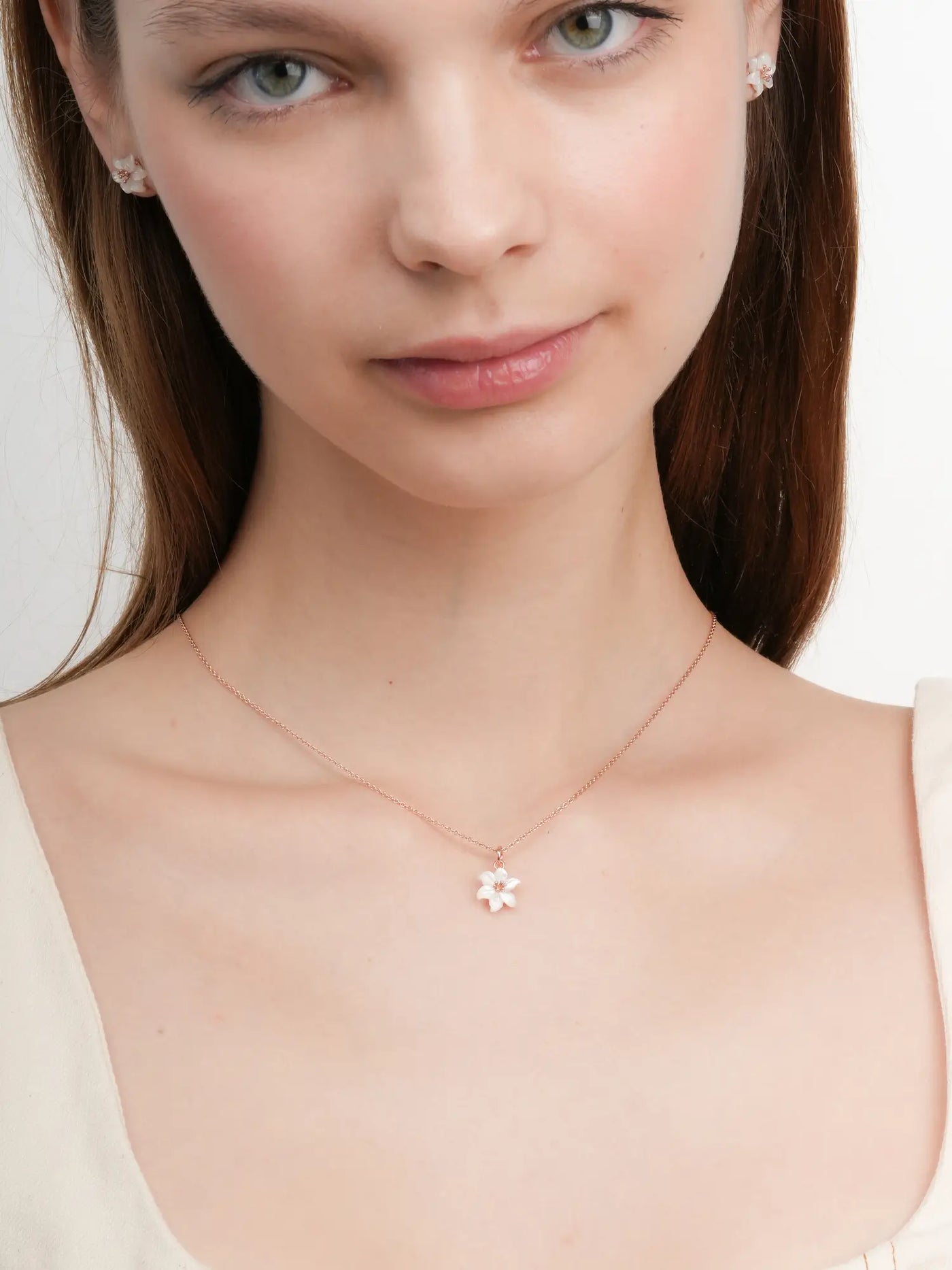 Carved Lily Necklace 18K Rose Gold (4) – Mondays Made Flower & Birthstone Jewelry Singapore