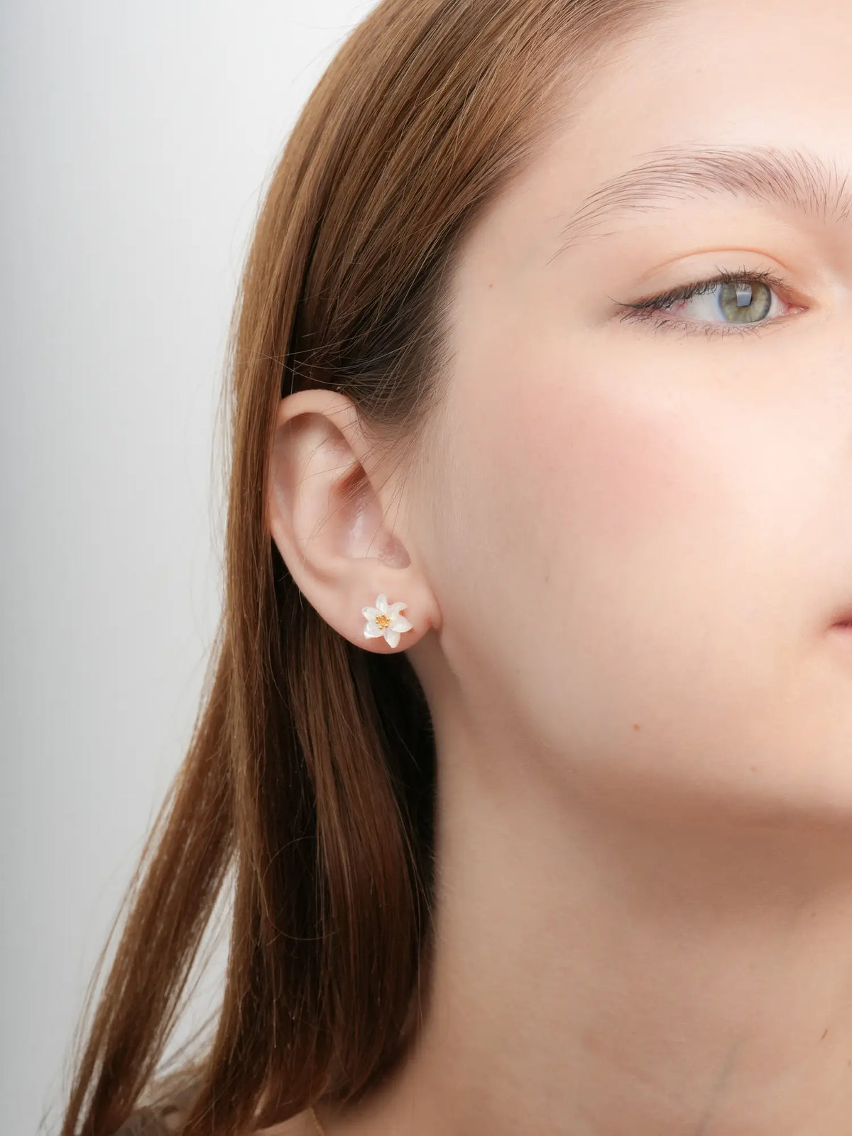 Carved Lily Stud Earrings 18K Gold (3) – Mondays Made Flower & Birthstone Jewelry Singapore