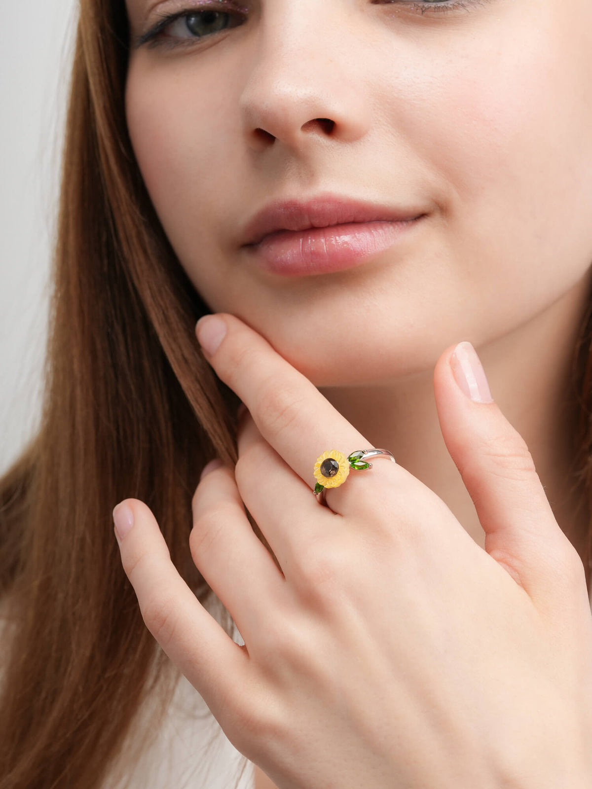 Carved Sunflower Ring S925 Silver Rhodium – Mondays Made Flower & Birthstone Jewelry Singapore