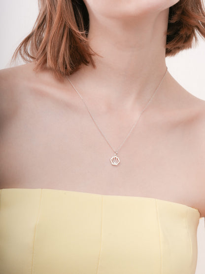 Cream Seashell Necklace Reversible Enamel Moissanite S925 Silver Rhodium (1) – Mondays Made Flower & Birthstone Jewelry Singapore
