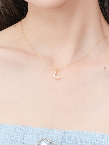Crescent Moon Necklace Reversible 18K Gold (1) – Mondays Made Flower & Birthstone Jewelry Singapore