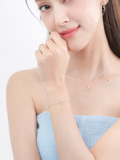 Crescent Moon Bracelet Reversible S925 Silver Rhodium (1) – Mondays Made Flower & Birthstone Jewelry Singapore