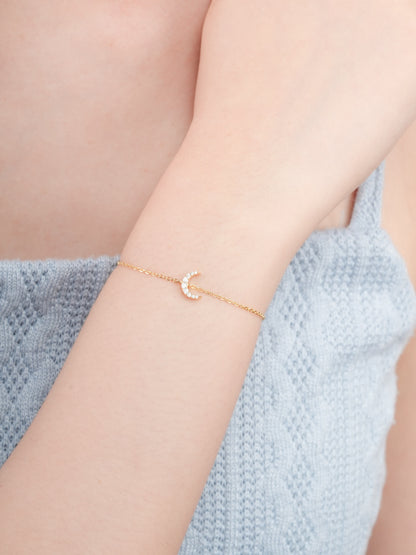 Crescent Moon Bracelet Reversible 18K Gold (1) – Mondays Made Flower & Birthstone Jewelry Singapore