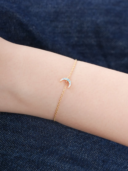 Crescent Moon Bracelet Reversible 18K Gold (3) – Mondays Made Flower & Birthstone Jewelry Singapore