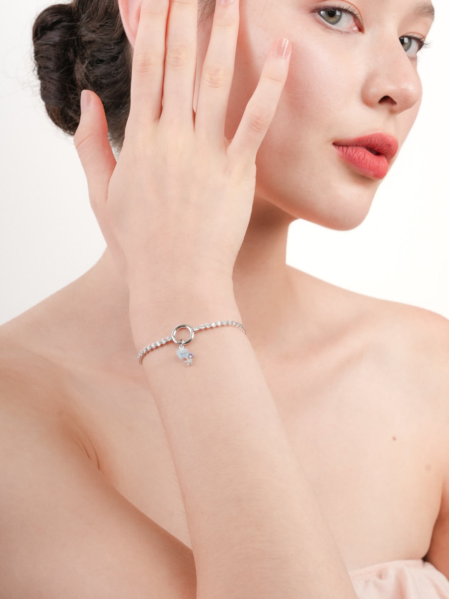 Dainty Blue Cluster Flower Charm – Aquamarine & Tanzanite