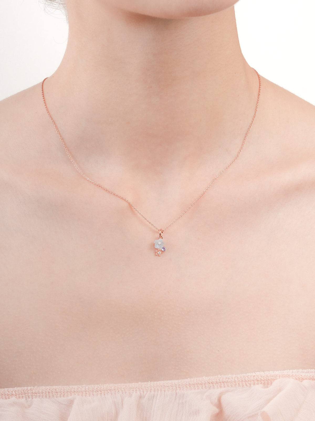 Dainty Blue Cluster Flower Pendant Necklace Aquamarine Tanzanite 18K Rose Gold (1) – Mondays Made Flower & Birthstone Jewelry Singapore