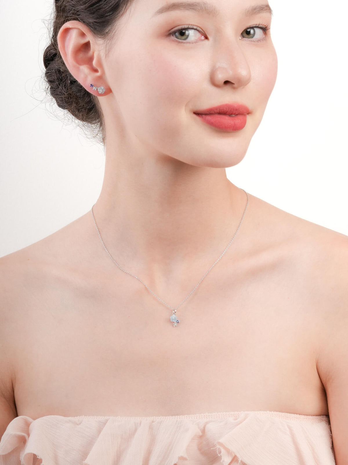 Dainty Blue Cluster Flower Pendant Necklace Aquamarine Tanzanite S925 Silver Rhodium (2) – Mondays Made Flower & Birthstone Jewelry Singapore