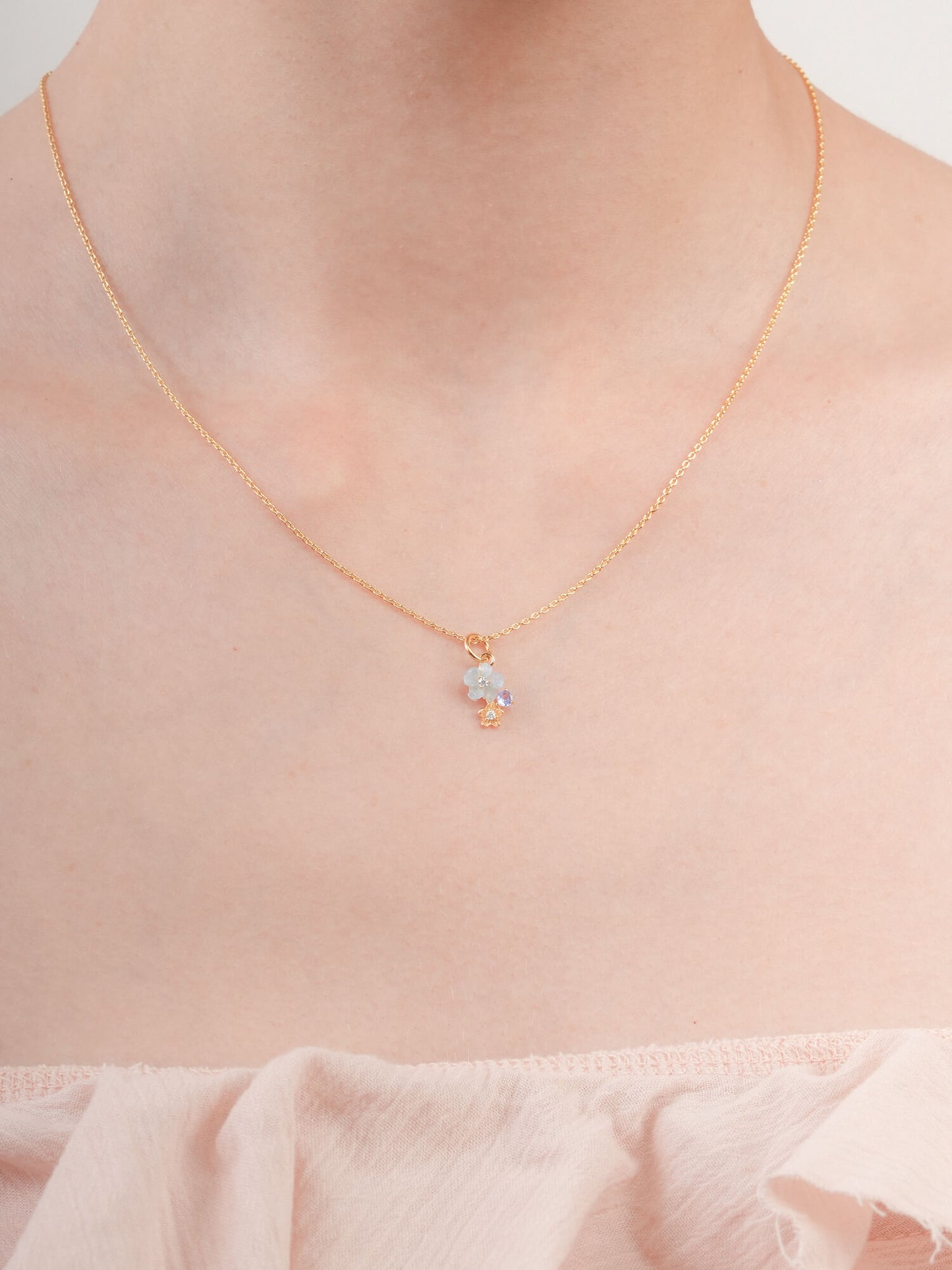 Dainty Blue Cluster Flower Pendant Necklace – Aquamarine & Tanzanite