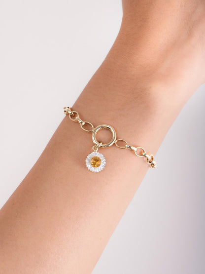 Daisy Charm 18K Gold (6) – Mondays Made Flower & Birthstone Jewelry Singapore