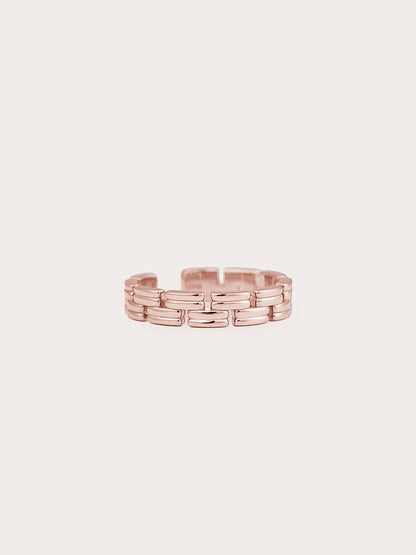 Duo Link Chain Ring 18K Rose Gold Close Up (2) – Mondays Made Flower & Birthstone Jewelry Singapore