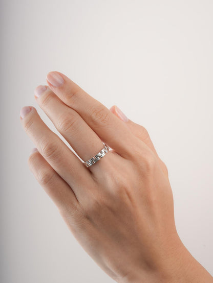 Duo Link Chain Ring S925 Silver Rhodium (8) – Mondays Made Flower & Birthstone Jewelry Singapore
