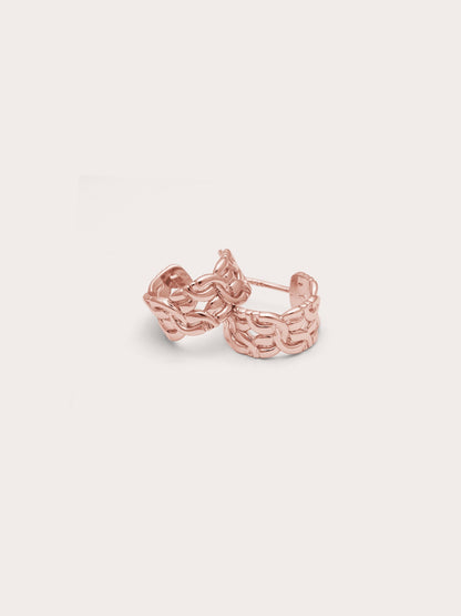 Entwined Hoop 18K Rose Gold Close Up – Mondays Made Flower & Birthstone Jewelry Singapore