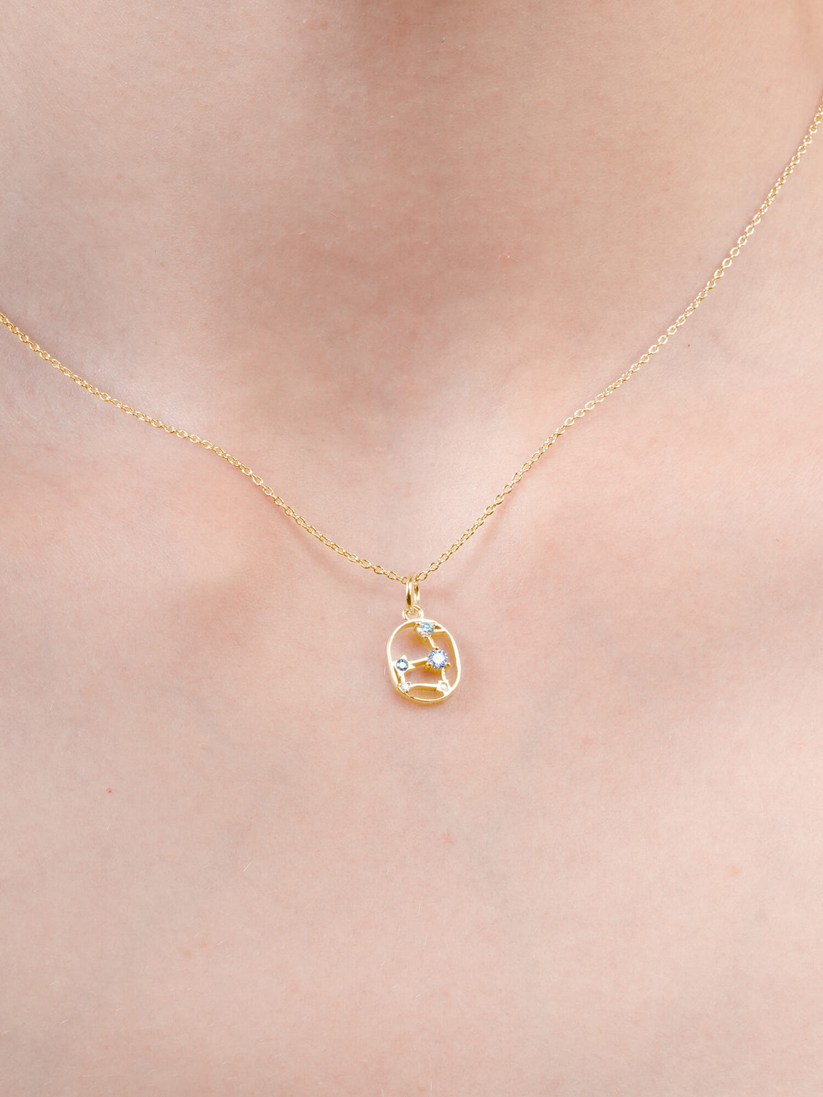 Leo Necklace Zodiac Jewelry 18K Gold (2) – Mondays Made Flower & Birthstone Jewelry Singapore