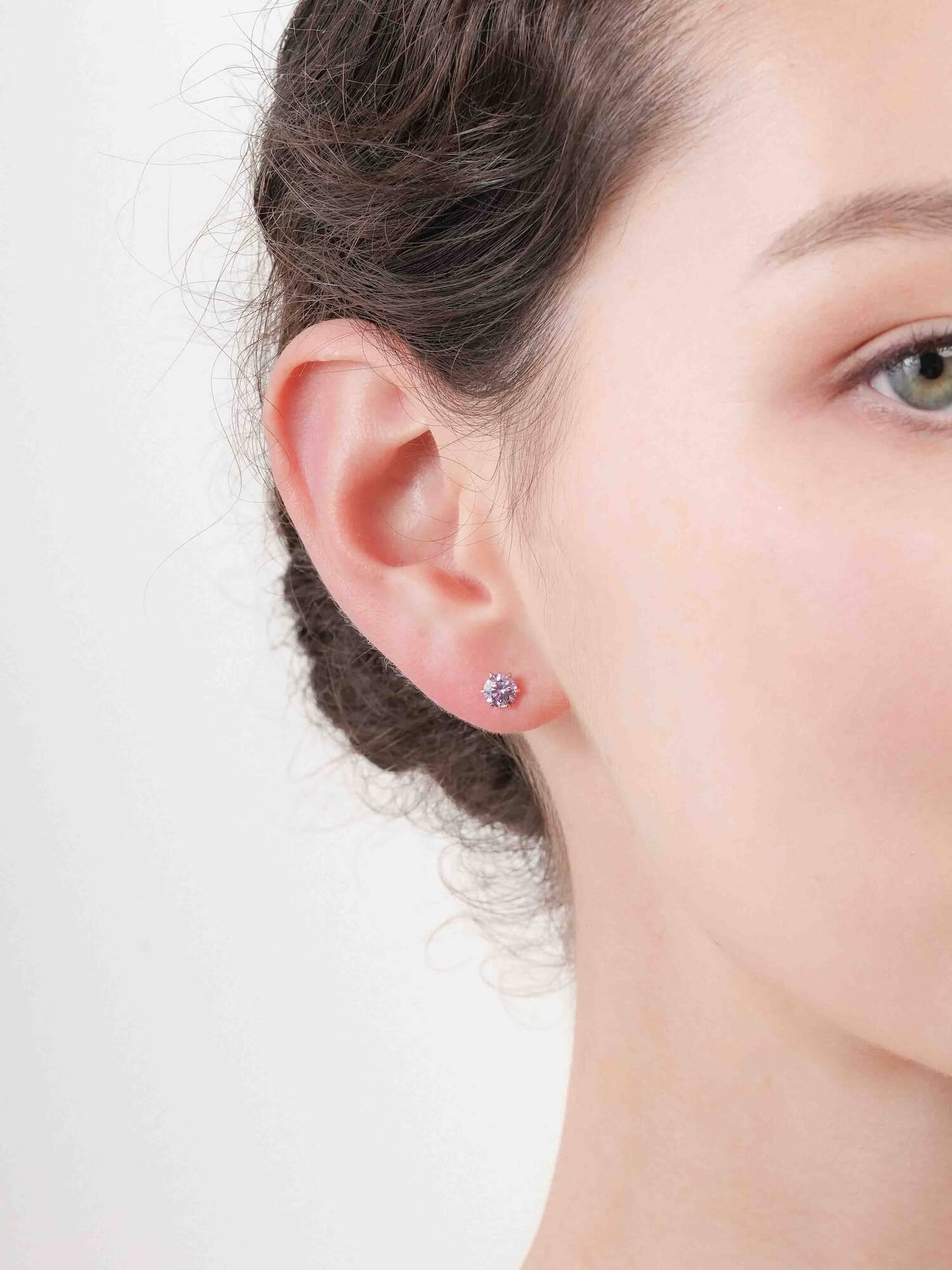 Lilac Moissanite Stud Earrings (0.5ct)