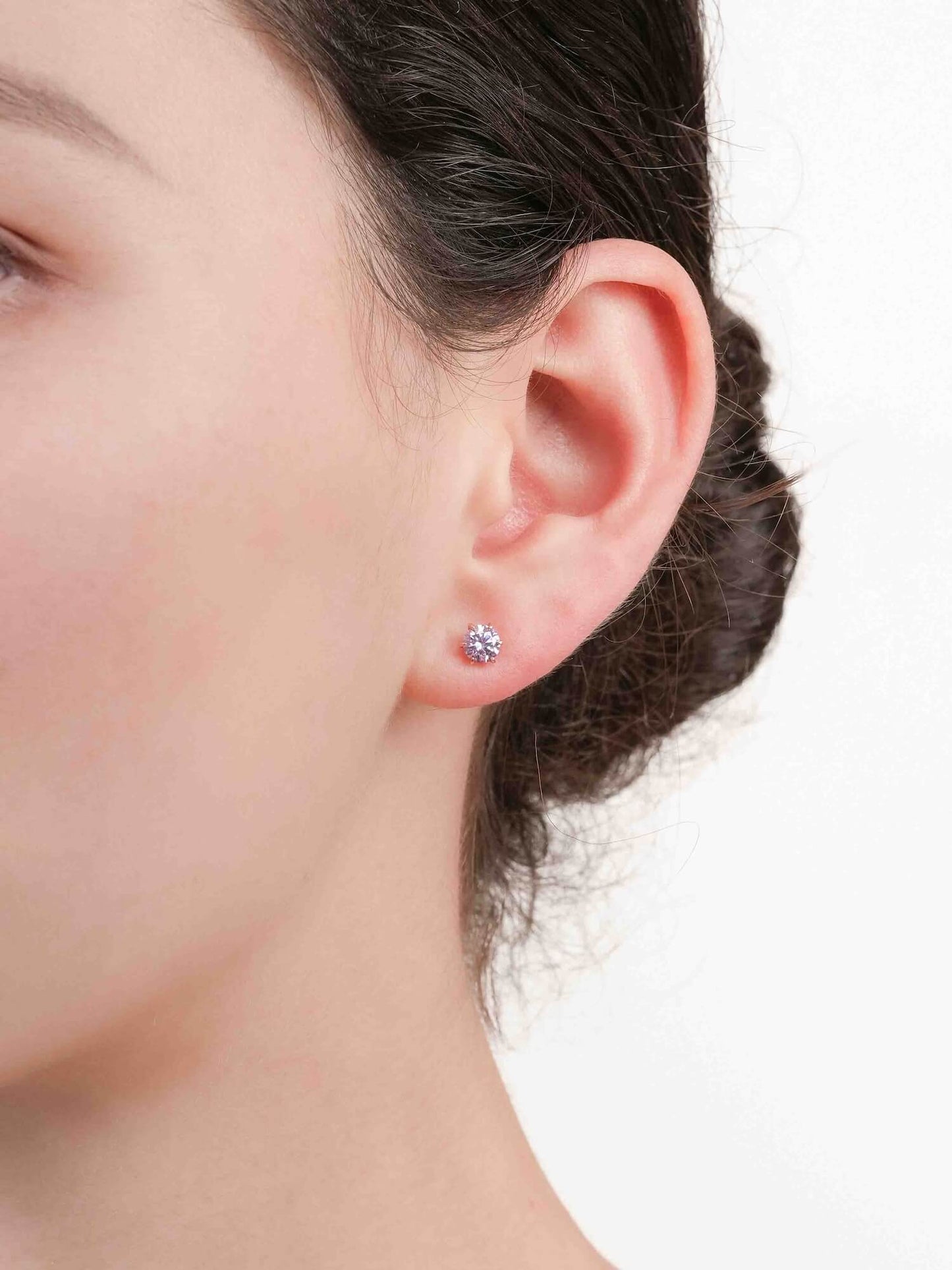 Lilac Moissanite Stud Earrings (0.5ct)