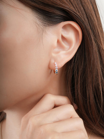 Lilac Sunset Moissanite Reversible Huggie Earrings 18K Gold (5) – Mondays Made Flower & Birthstone Jewelry Singapore