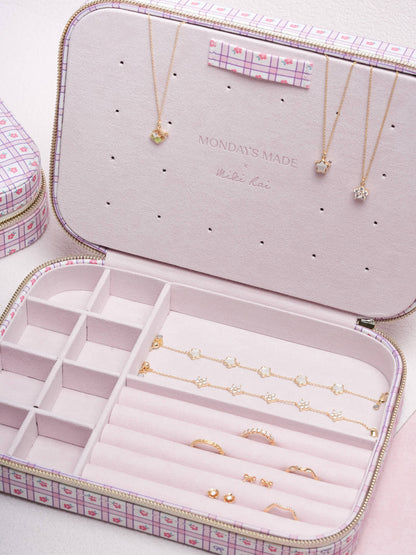 M Mx Mr Large Jewelry Case Interior3 – Mondays Made Flower & Birthstone Jewelry Singapore
