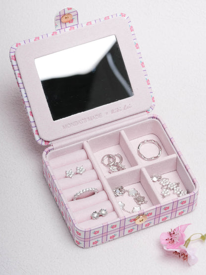 M Mx Mr Travel Jewelry Case Interior – Mondays Made Flower & Birthstone Jewelry Singapore