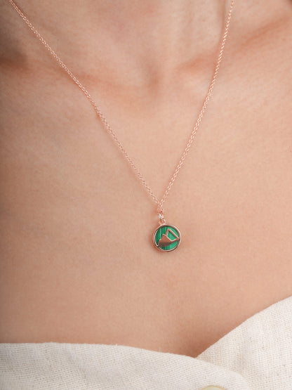Malachite Reversible Coin Necklace 18K Rose Gold (11) – Mondays Made Flower & Birthstone Jewelry Singapore