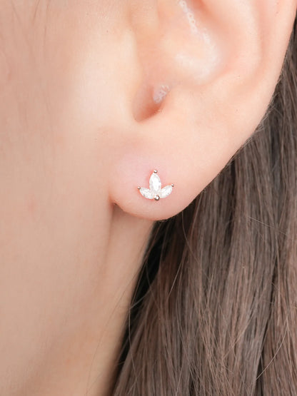 Maple Leaf Flatback Earring