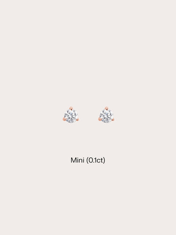 Martini Moissanite Stud Earring 0.1ct 18K Rose Gold (1) – Mondays Made Flower & Birthstone Jewelry Singapore