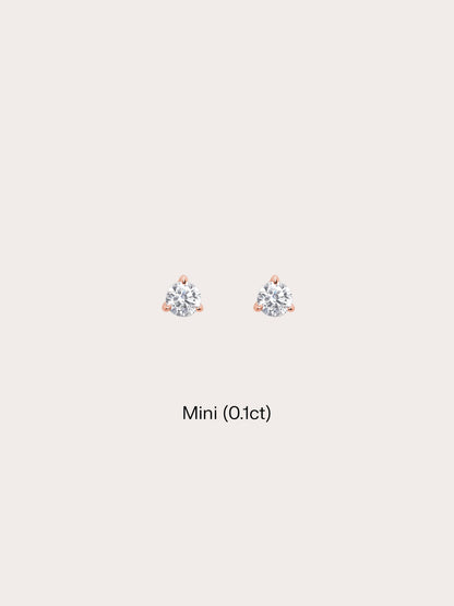 Martini Moissanite Stud Earring 0.1ct 18K Rose Gold (1) – Mondays Made Flower & Birthstone Jewelry Singapore