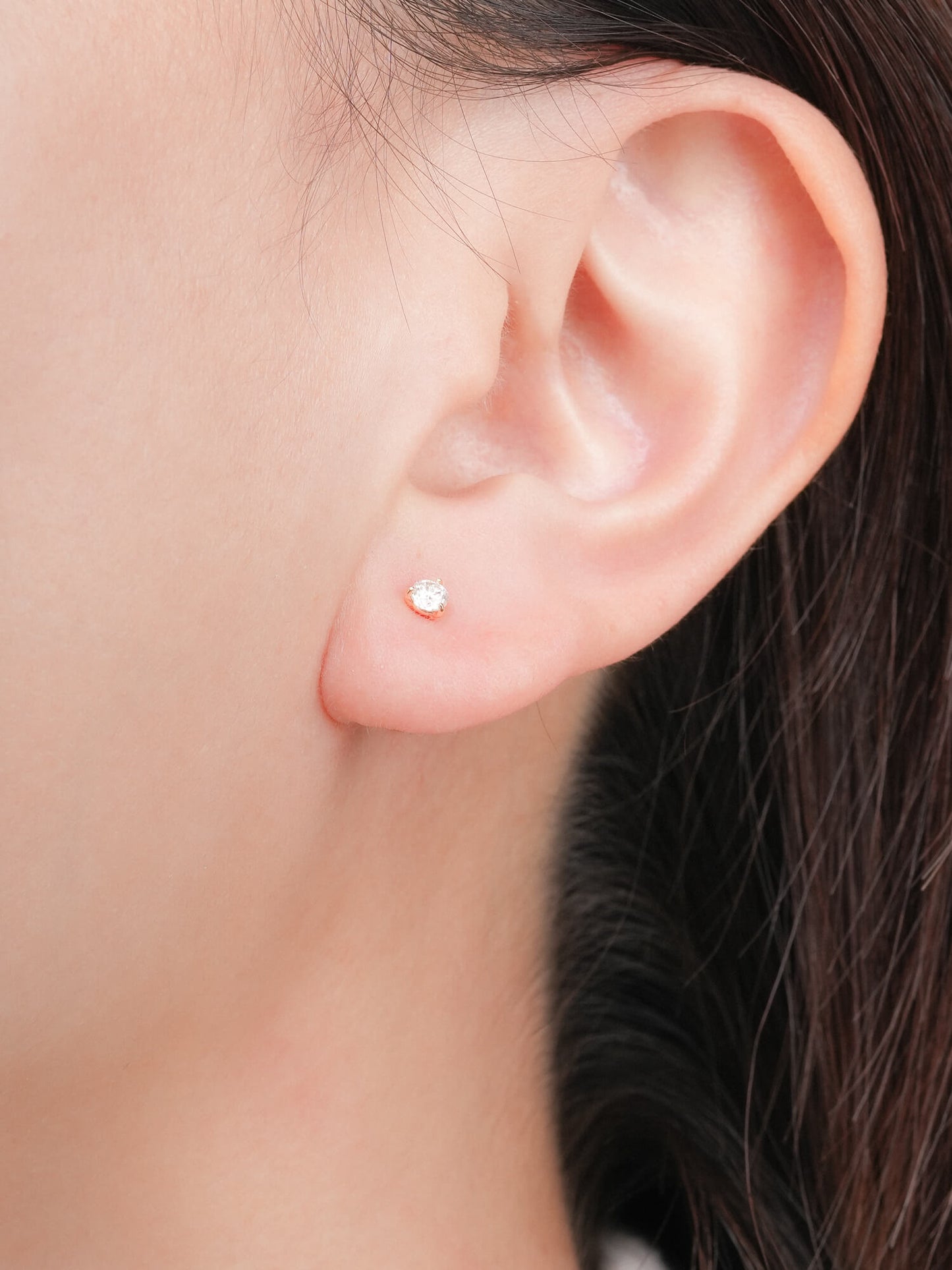 Martini Moissanite Stud Earrings (0.1ct)