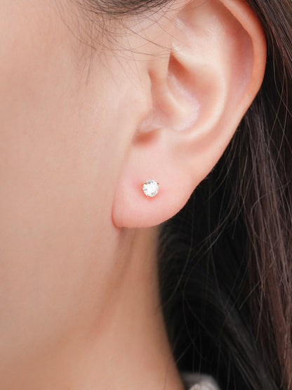 Martini Moissanite Stud Earrings 0.25ct 18K Gold (2) – Mondays Made Flower & Birthstone Jewelry Singapore