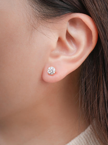 Martini Moissanite Stud Earrings 1ct 18K Gold (2) – Mondays Made Flower & Birthstone Jewelry Singapore