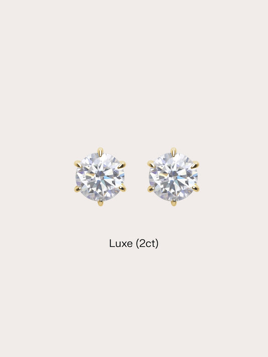 Martini Moissanite Stud Earring 2ct 18K Gold (1) – Mondays Made Flower & Birthstone Jewelry Singapore