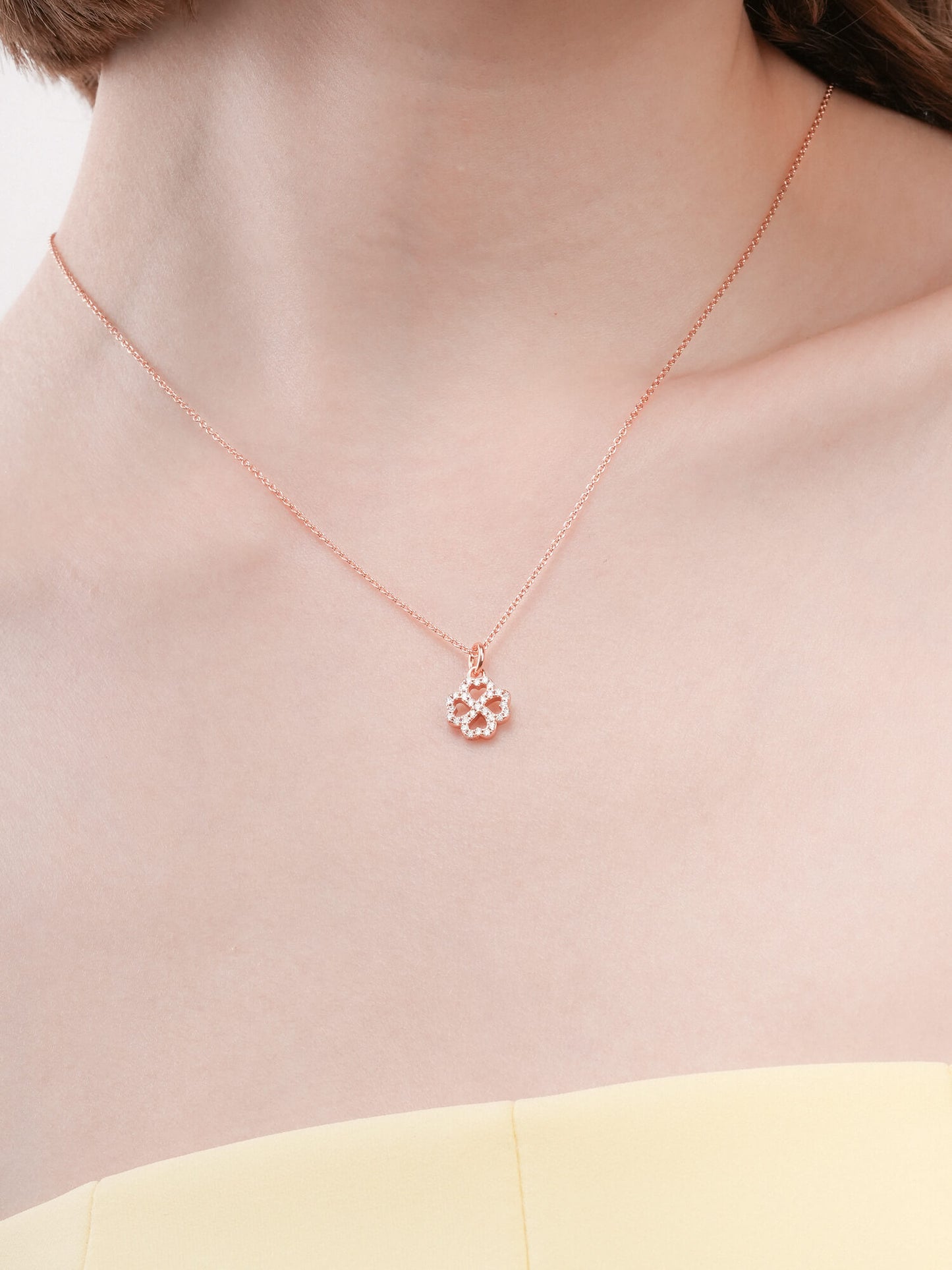 Mint Clover Necklace - Reversible Enamel Moissanite