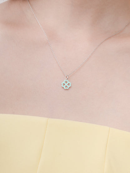Mint Clover Necklace Reversible Enamel Moissanite S925 Silver Rhodium (2) – Mondays Made Flower & Birthstone Jewelry Singapore