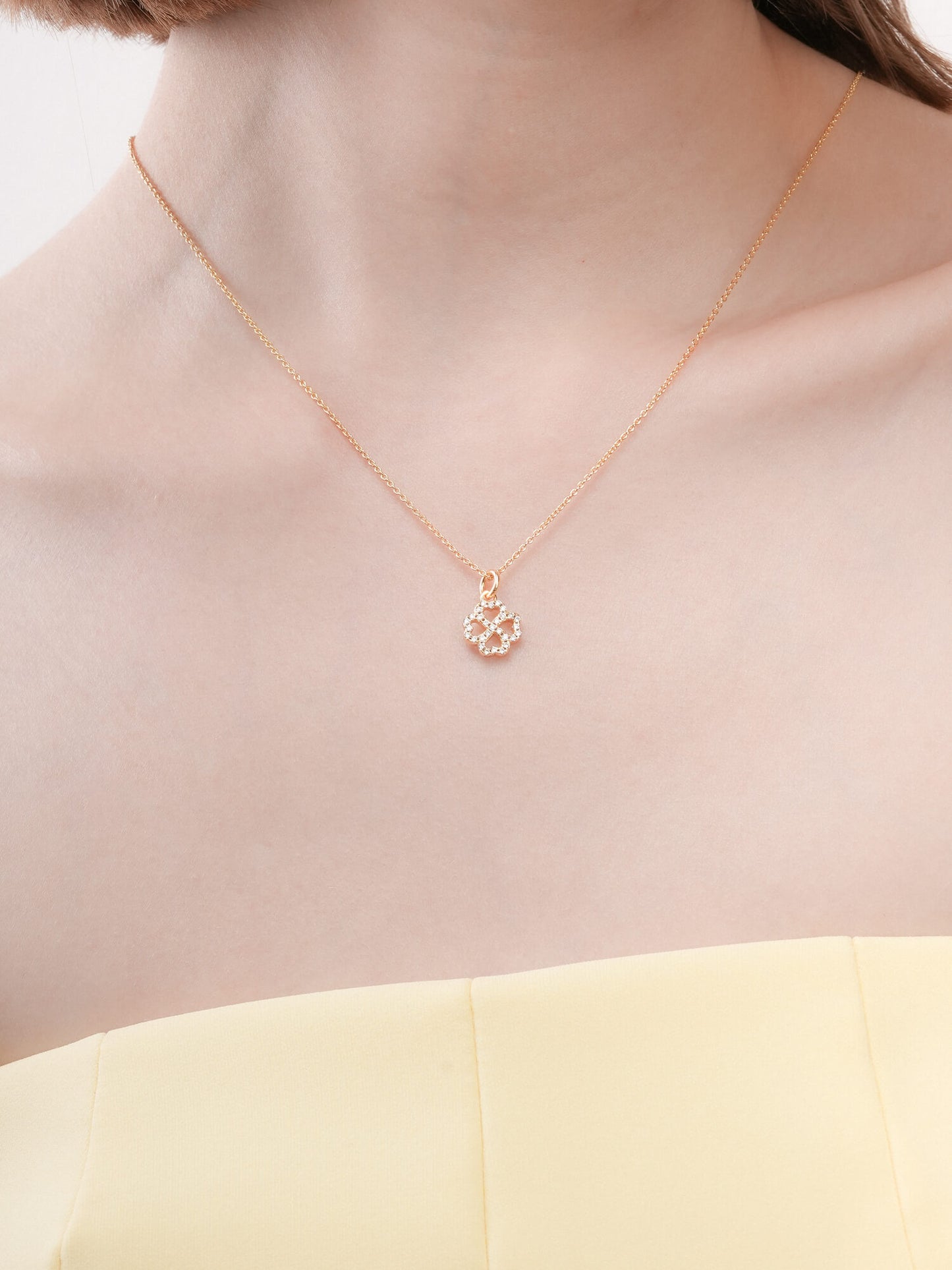 Mint Clover Necklace - Reversible Enamel Moissanite