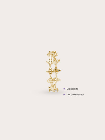 Moissanite Clover Band Reversible 18K Gold (3) – Mondays Made Flower & Birthstone Jewelry Singapore