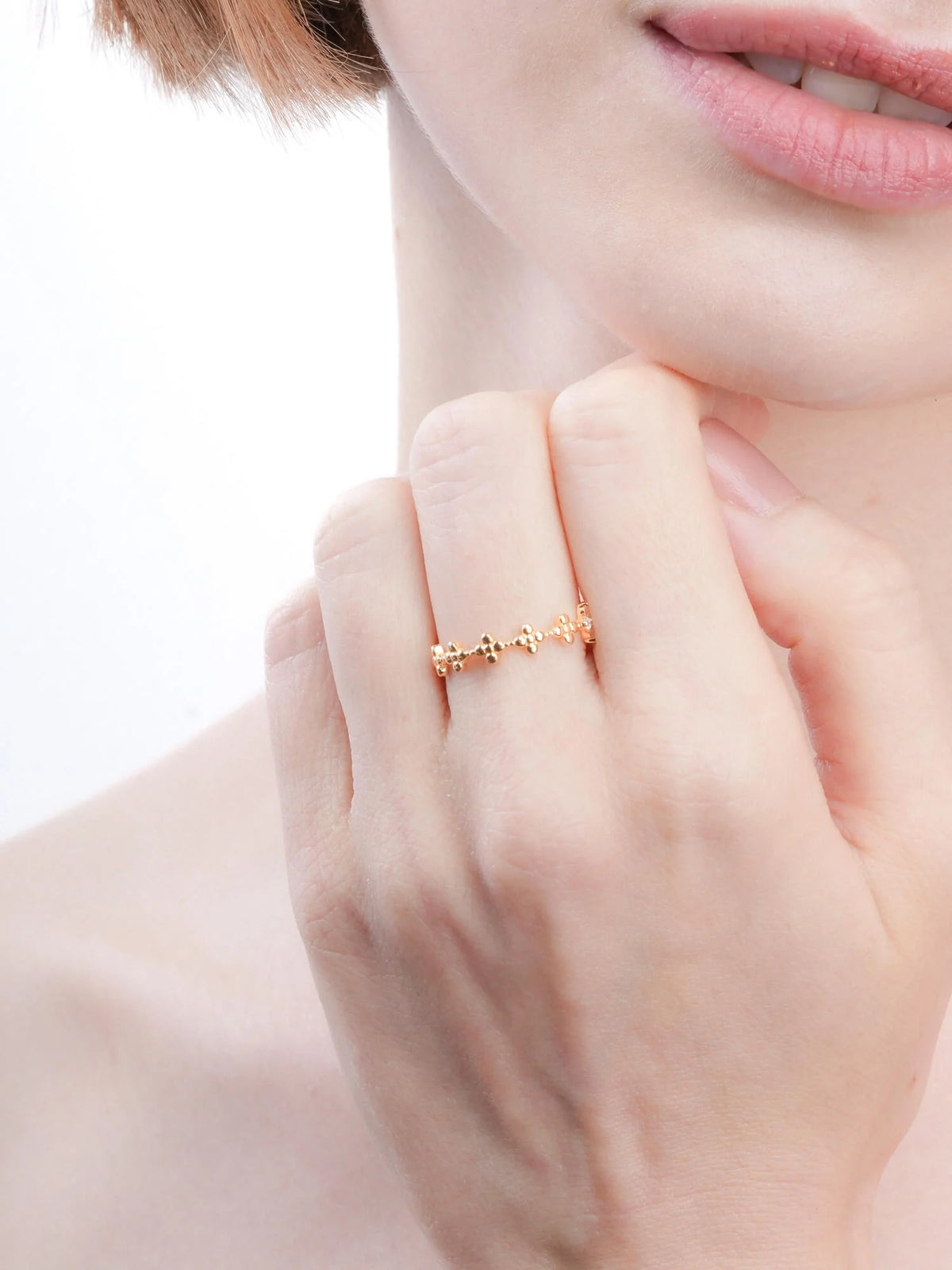Moissanite Clover Band - Reversible
