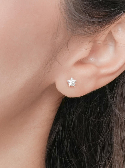 Moissanite Star Stud Earrings S925 Silver Rhodium (1) – Mondays Made Flower & Birthstone Jewelry Singapore