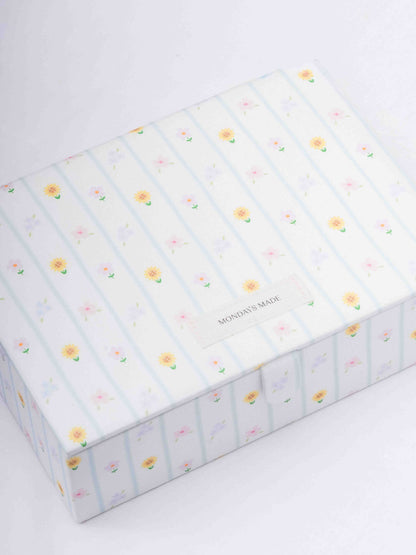 Mondays Made Large Jewelry Case (1) – Mondays Made Flower & Birthstone Jewelry Singapore