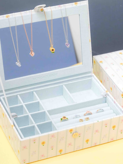 Mondays Made Large Two Tier Jewelry Case (6) – Mondays Made Flower & Birthstone Jewelry Singapore